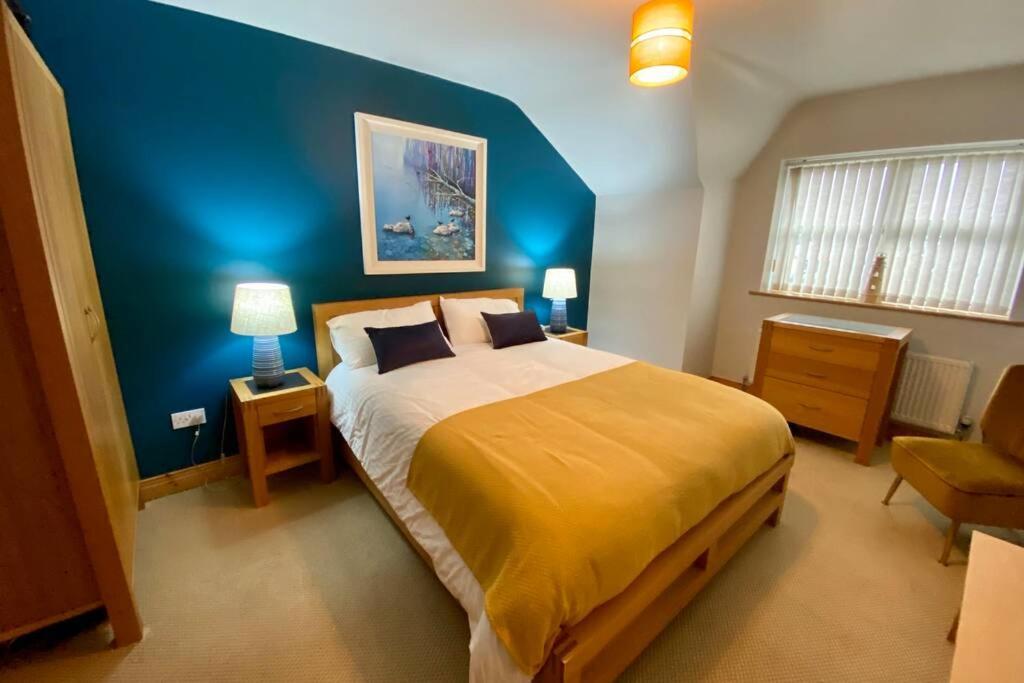 3 Bedroom House Located In Centre Of 康多纳 外观 照片
