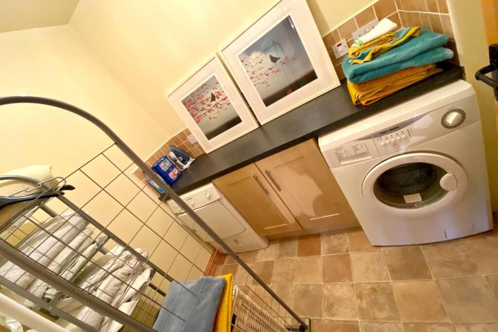 3 Bedroom House Located In Centre Of 康多纳 外观 照片